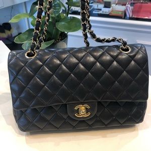 Chanel Classic Flap bag; Medium Size; Lamb Skin